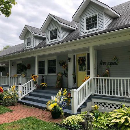 Yellow Door Bed And Breakfast 伊利堡 外观 照片
