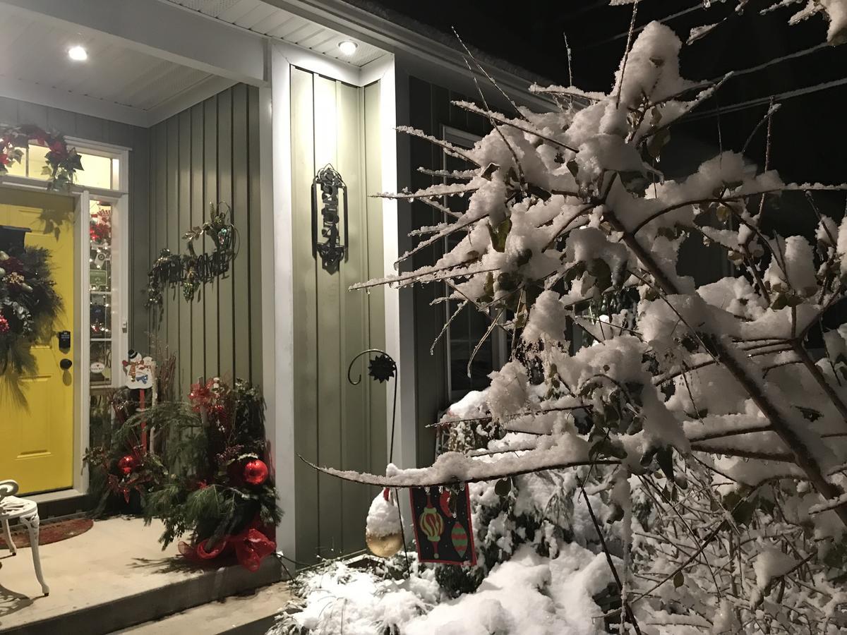 Yellow Door Bed And Breakfast 伊利堡 外观 照片